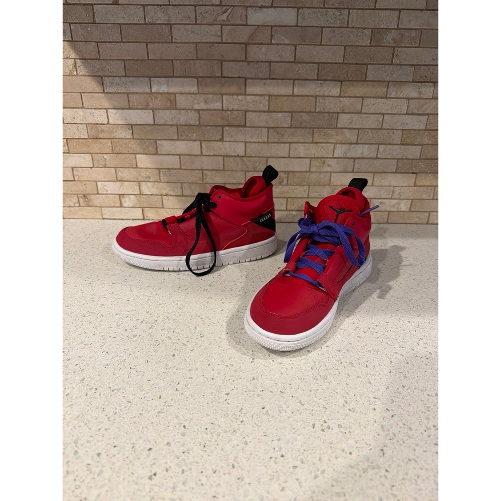 Jordan Fadeaway Basketball Shoes Youth 4.5Y Gym Red